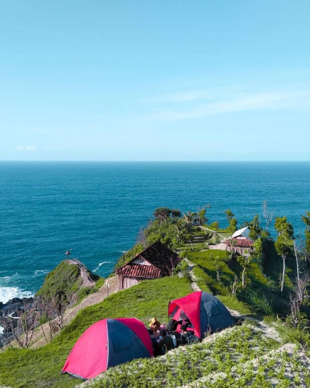 Tapian Camping Ground Bukittinggi Exterior photo